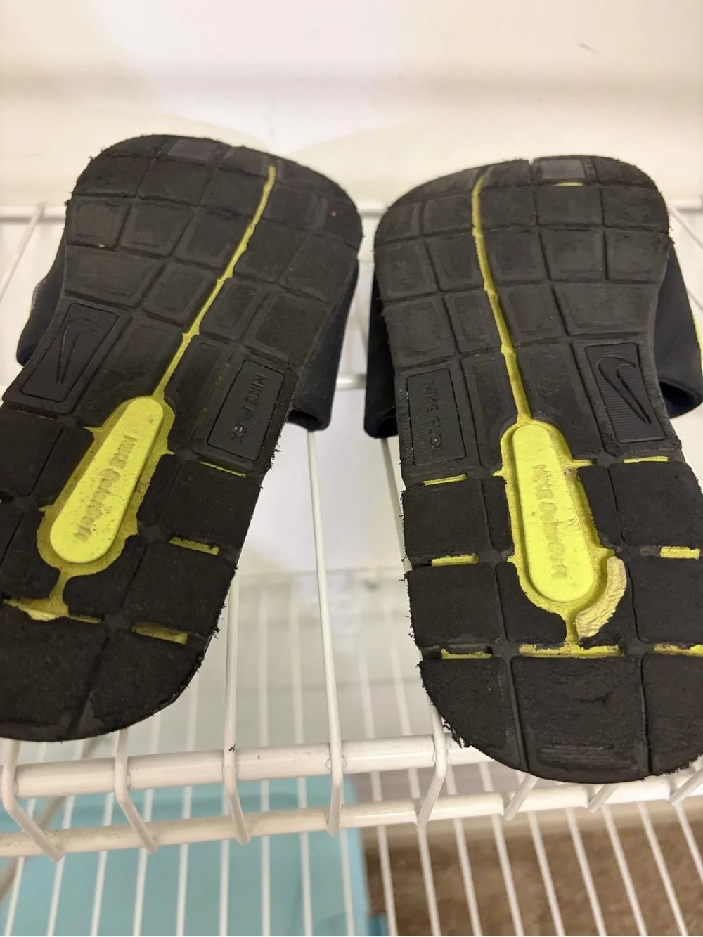 Nike Kids' Black & Neon Yellow Slide Sandals 6Y fair